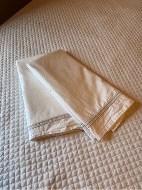 Matouk | Hotel Stripe Euro Shams Set of 2